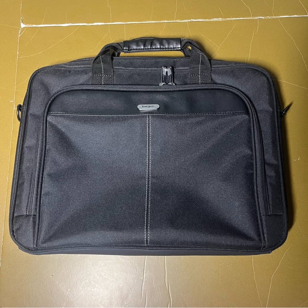 Targus Black Silver Laptop Bag Carrier Messenger Unisex Travel Durable Commuter
